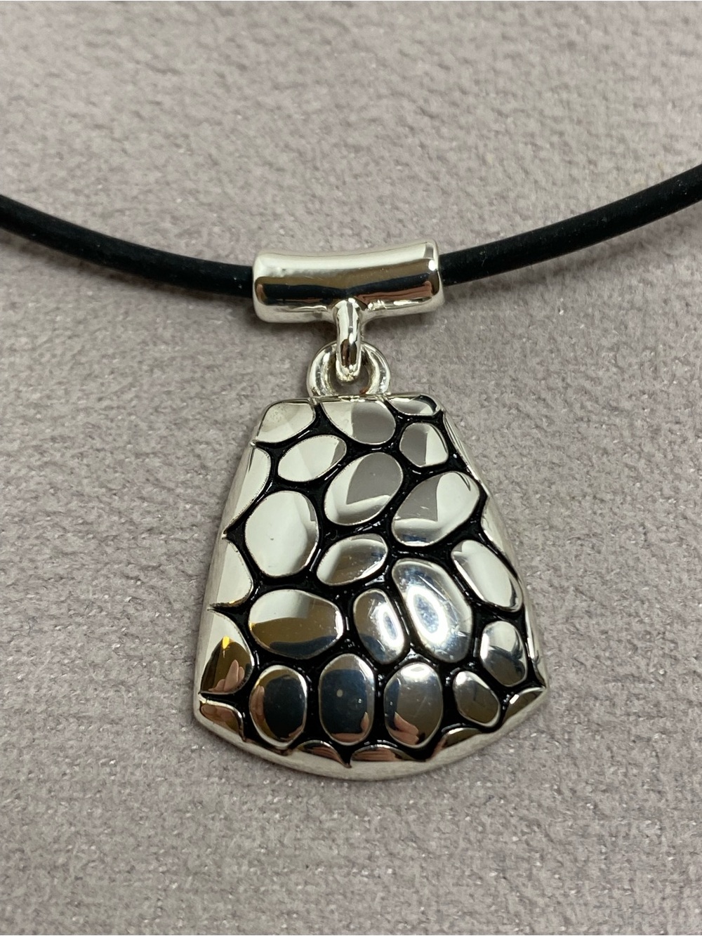 Modernist Silver Tone Pebble Pendant Black Cord Choker Necklace